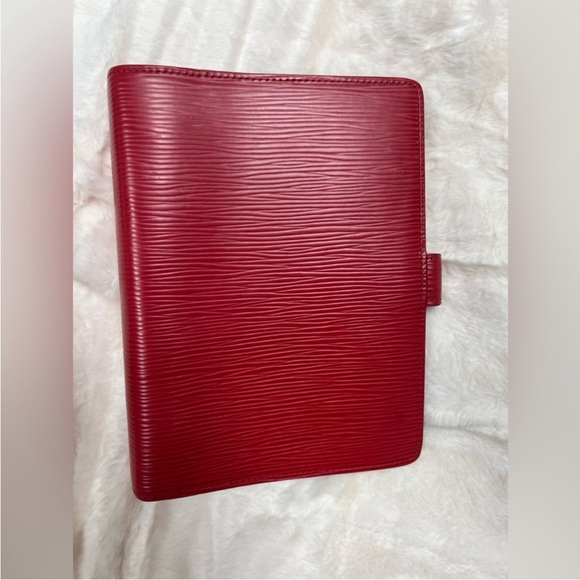 SOLD—Louis Vuitton Red Epi MM Agenda - Picture 9 of 9